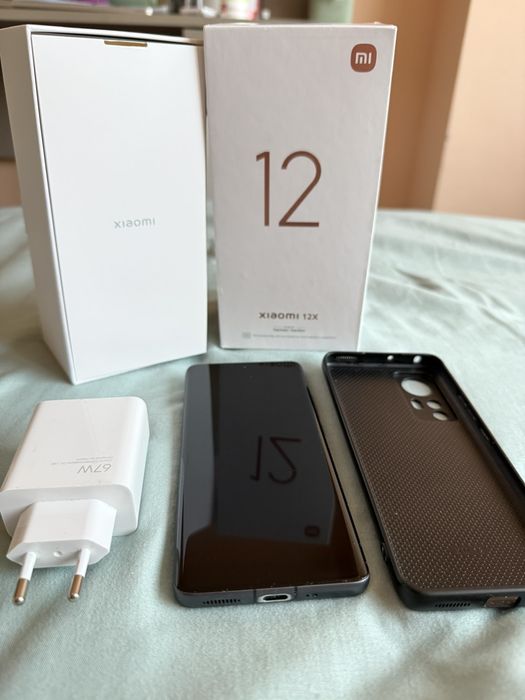 Xiaomi 12x 8GB RAM, 128GB ROM отличен