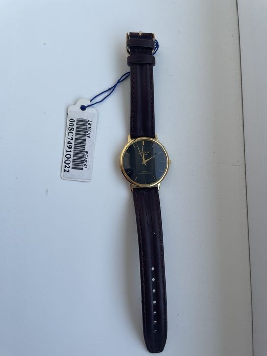 Срочно продам часы наручные