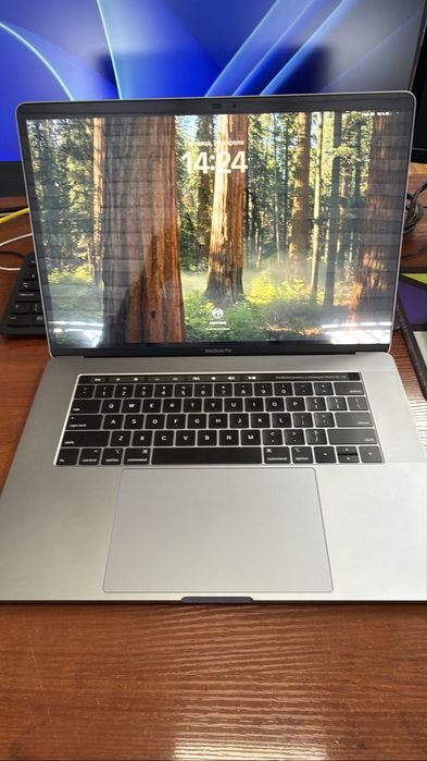 Macbook Pro 15-inch 2019
