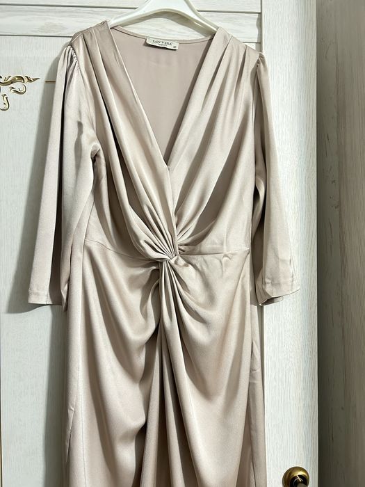 Продается платье вечернее