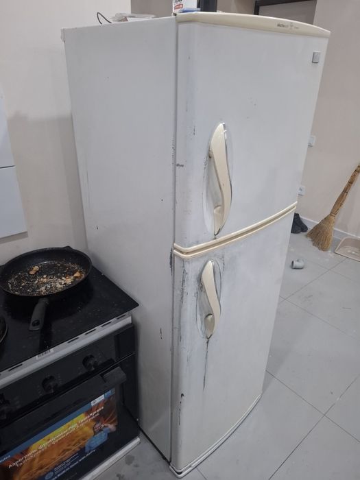 Холодильник LG б/у вас рабочем состоянии