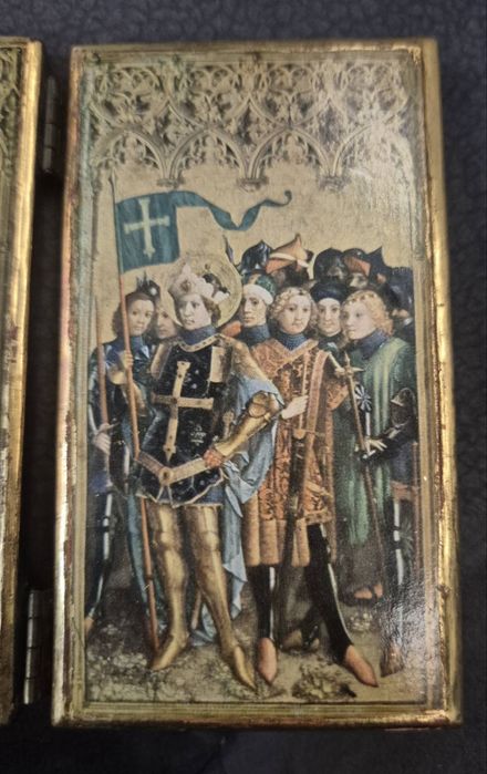 Стар религиозен триптих