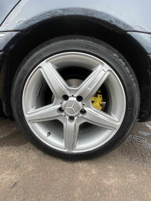 Продам диски с шинами