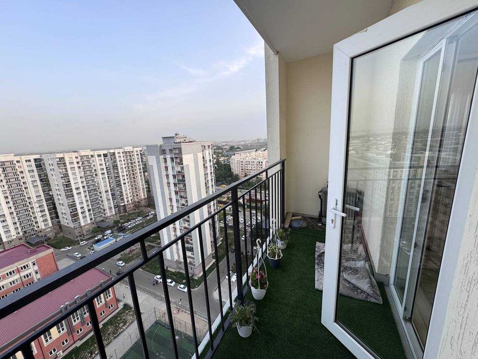 Новостройка на Карасу-5, 2/18/25 с ремонтом укомплектована 65 кв.м.