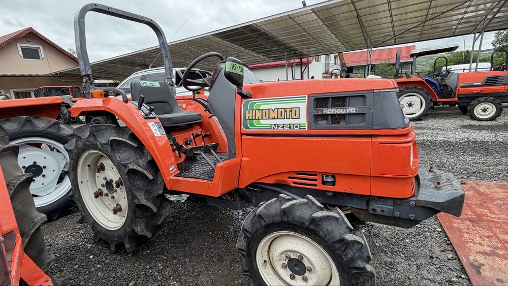 HINOMOTO NZ210 RENOVA – Tractor japonez 4x4