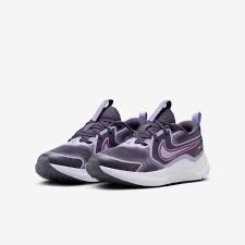 Кроссовки Nike Cosmic Runner