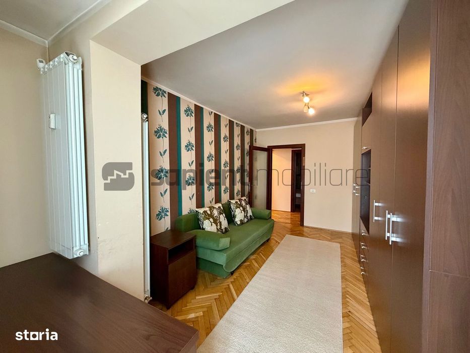 Apartament cu 3 camere | Piața Cetății – Centru Civic, Oradea