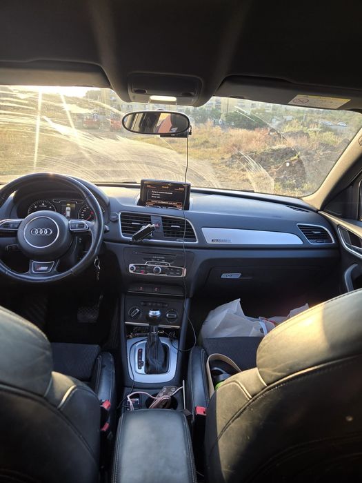 Vând Audi Q3 S-line Quattro automat