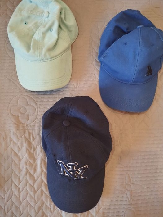 Кепки и шапки детские