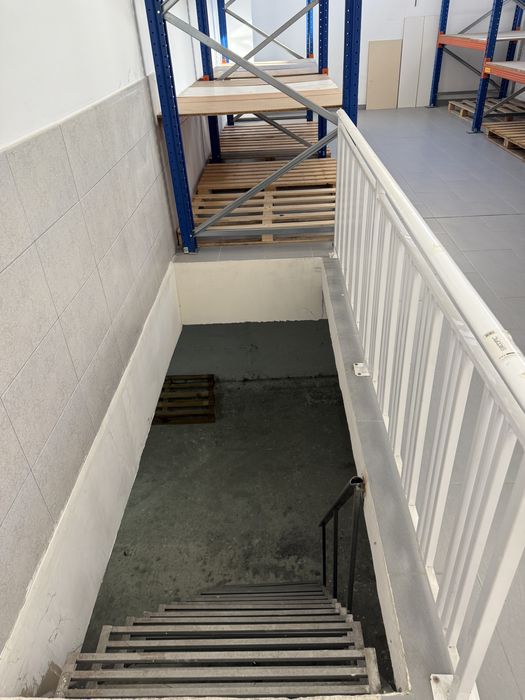 Дава се под наем Промишлена сграда в Асеновград - 650 кв.м за 1785 € - Снимка #10