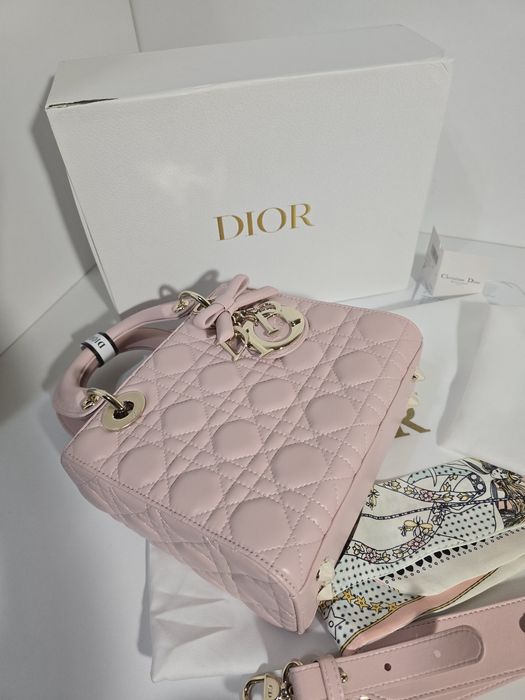 Налична чанта Lady Dior Soupir Pink