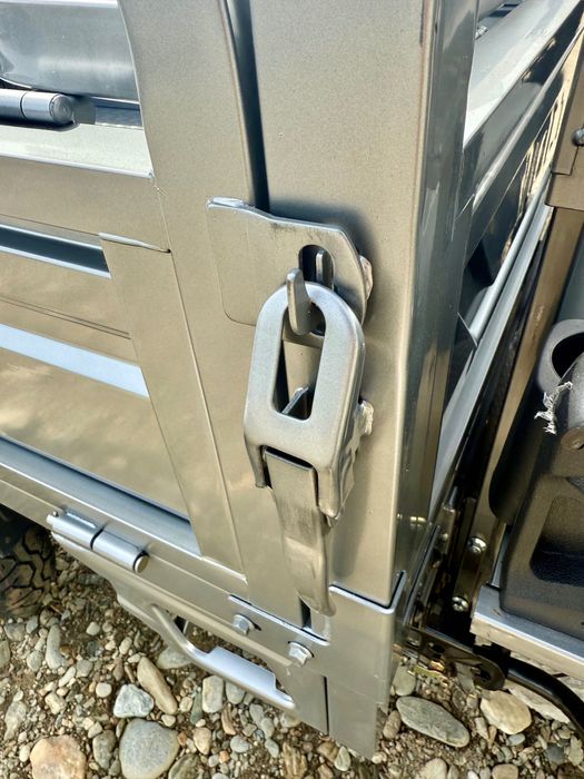 Tricicleta Voltarom Hercules Cu Cabină motor 3900W, 72V, 45Ah, 25km/h