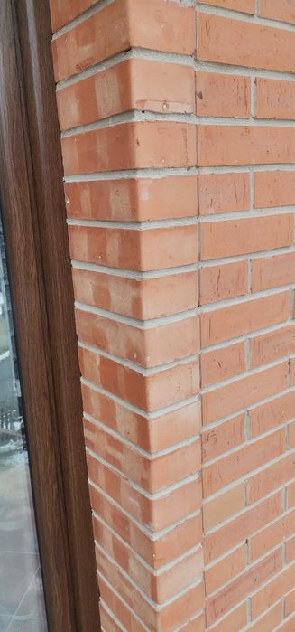 Cărămidă feliata nouă