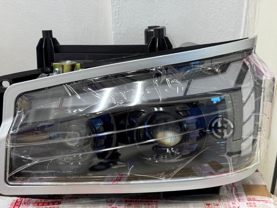 Фары для китайских грузовиков HOWO итп под заказ