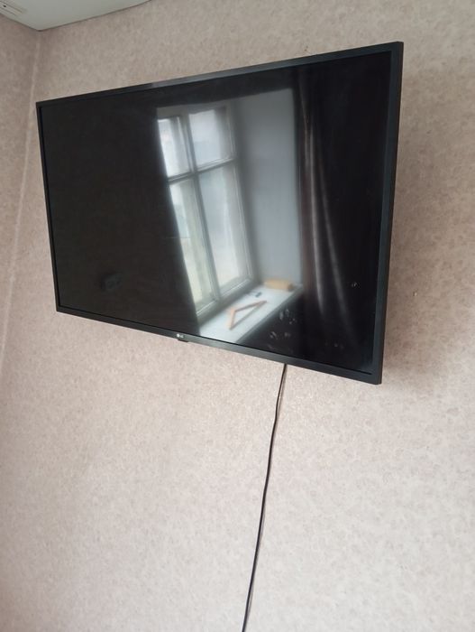 Продам смарт тв лджи срочно