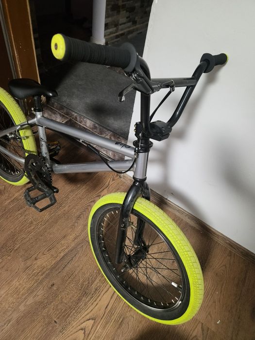 Продавам БМХ 20цола