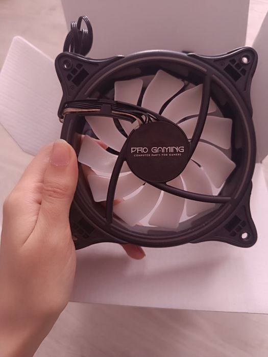 Set 6 ventilatoare Pro Gaming AURA-K6