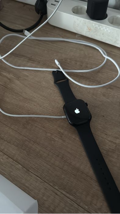 Apple Watch 10, 46mm, 100% baterie