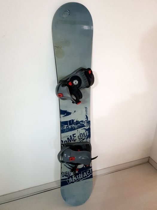 Snowboard Rome Artifact L159cm + legaturi