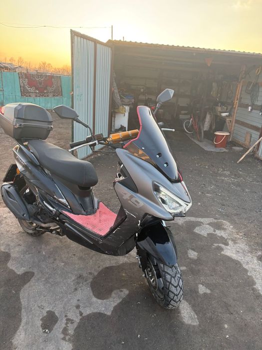 продам скутер макси