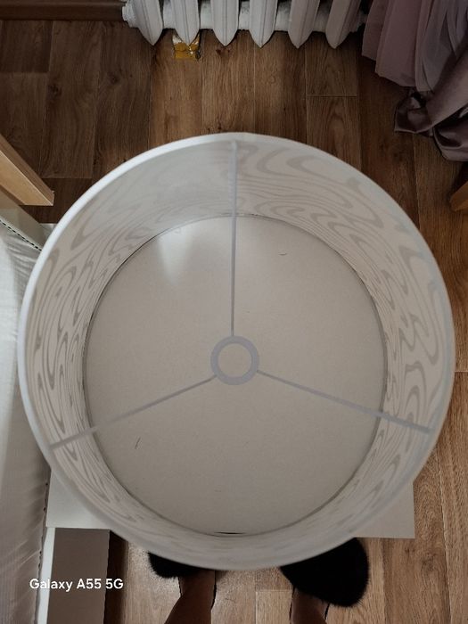 Продам  новый абажур