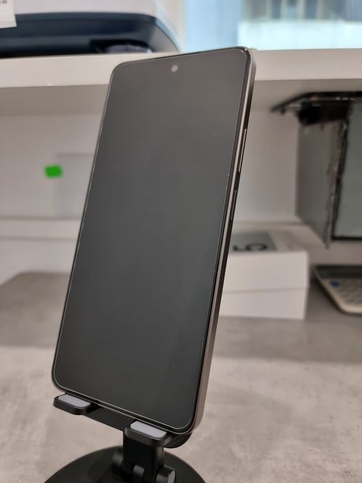 Oppo A5 Pro 5G nou
