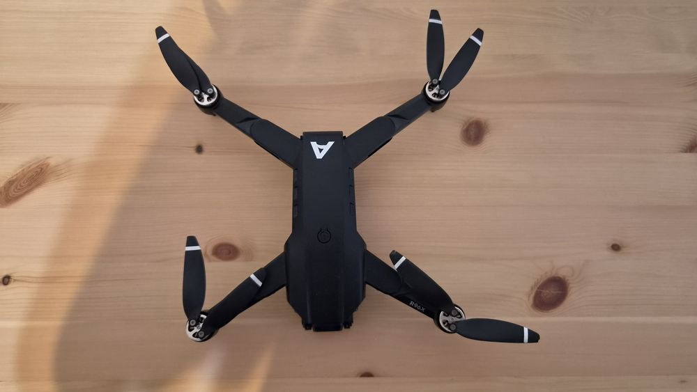 Dronă AERIUM R96X 4K Dual Camera GPS - Pachet complet 3 Baterii + Geantă