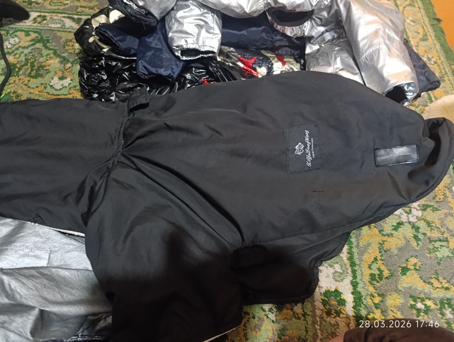 Продам комбенизоны для собаки..