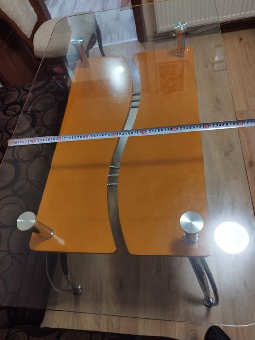 Маса кухненска -стъклена