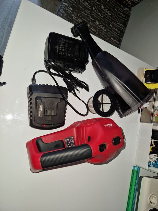 Aspirator Auto si Casnic My Project  20V - 4A