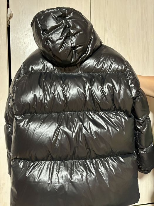 Продам пуховик Зара куртку