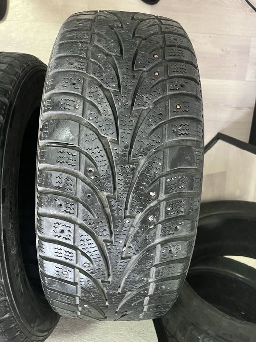 Зимие шины 215/55/17