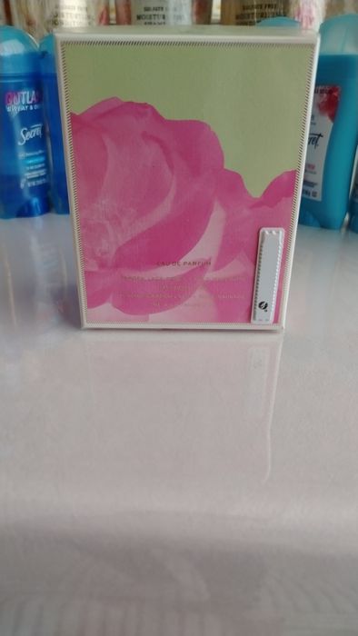 Victoria's Secret Bombshell Bouquet (50ml) — Оригинал из США