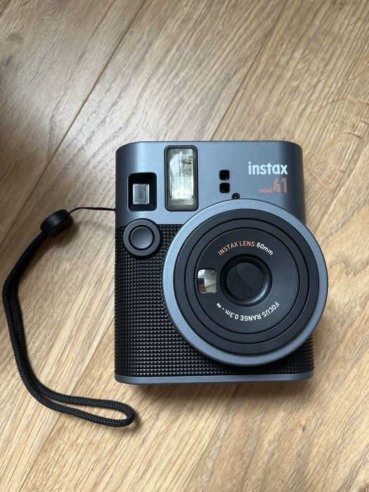 Фотоопарат маменьальной печати instax mini 41