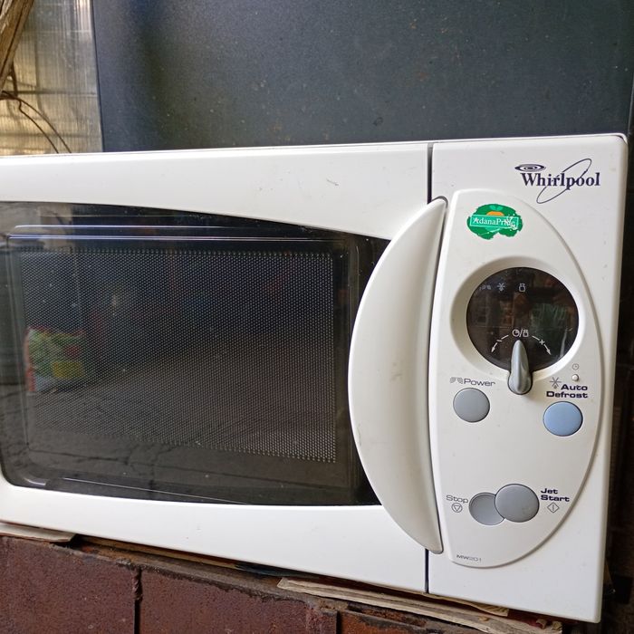 Cuptor microunde