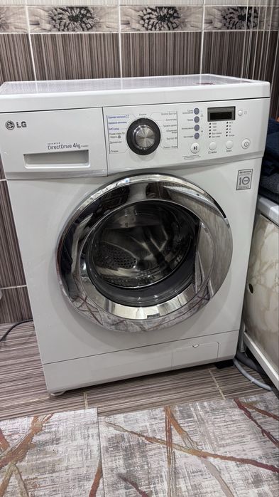 Продам стиральную машину LG