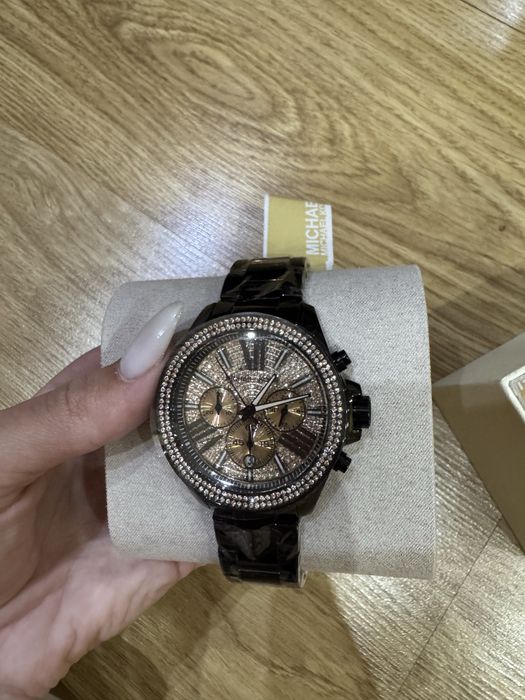 Часовник Michael Kors