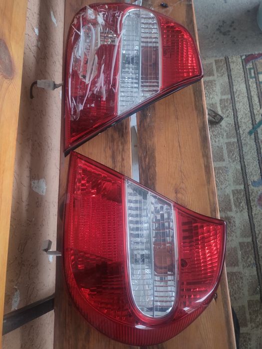 Тойота Камри 30 задний стоп