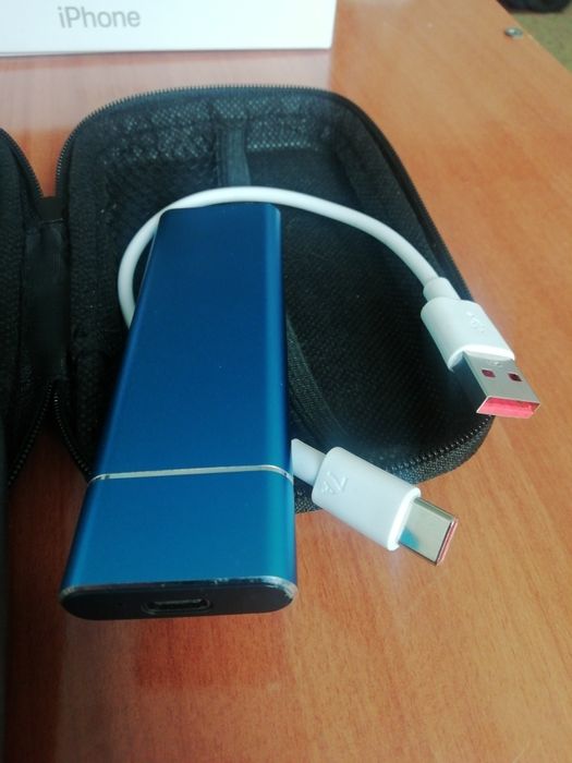 Внешний жесткий диск 4-ТВ SSD