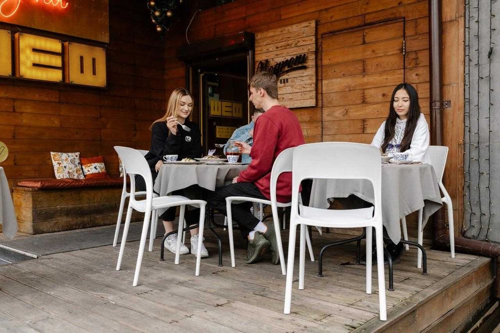 Стул стулья офисная мебель пластиковая ЛЕО 4 шт в наличии с завода