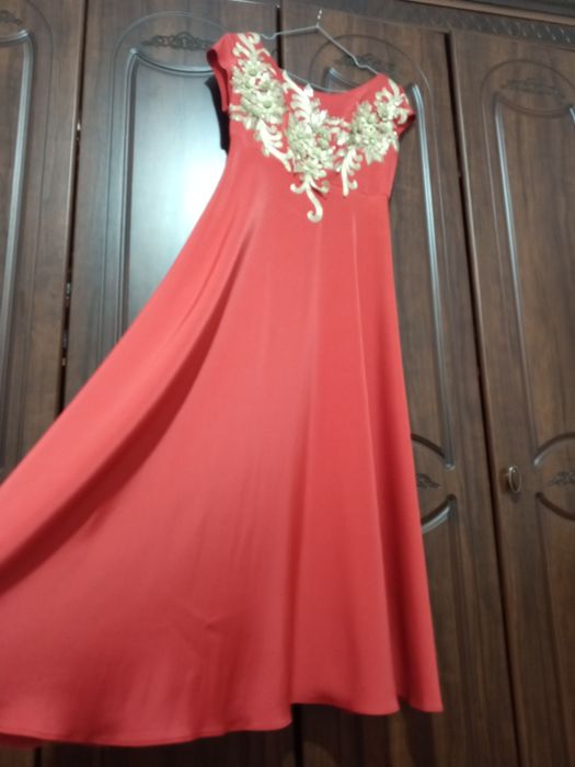 Платье дизайнерское, вечернее