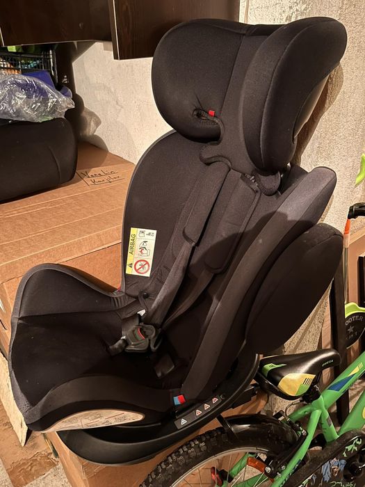 Детско столче за кола Chicco с Isofix