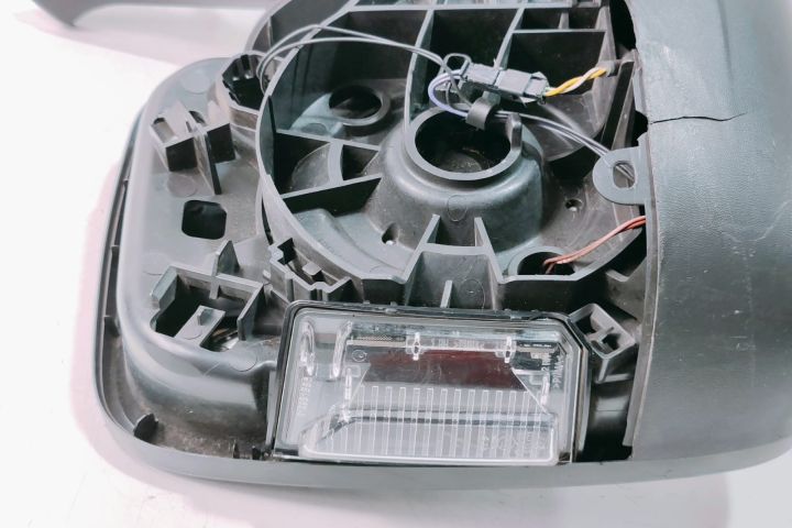 Oglinda  Electrica Dreapta fara capac 963018465R Renault Trafic a 3-a