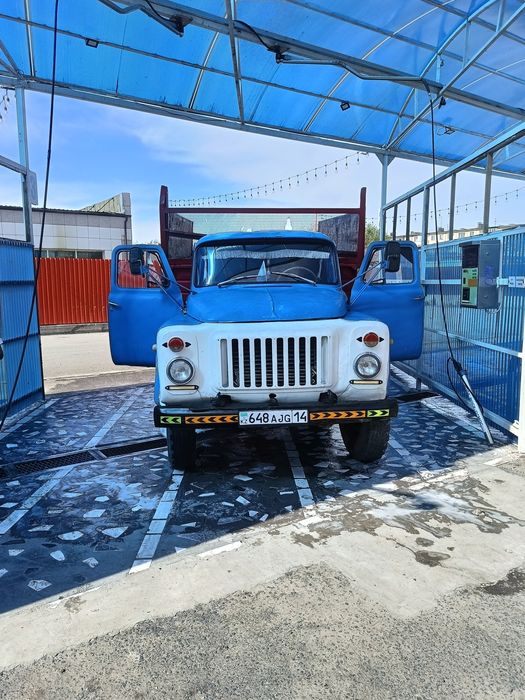 Газ 53 . самосвал