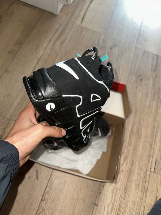 Vand nike uptempo noi