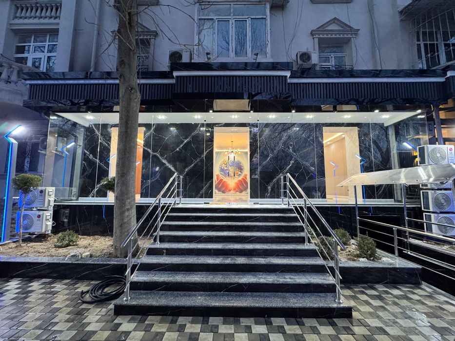 Аренда под Офис Ориентир Улица Нукусская 80м2+70м2 2800$ торг