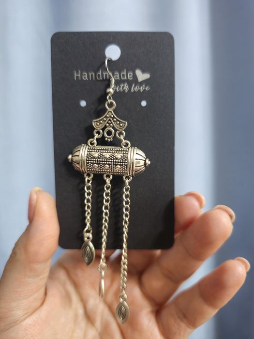 Национальные украшения