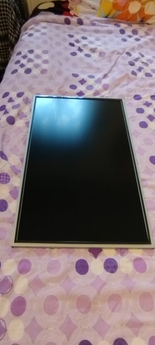 Display / ecran monitor / TV / 27" 2k LM270WQ3