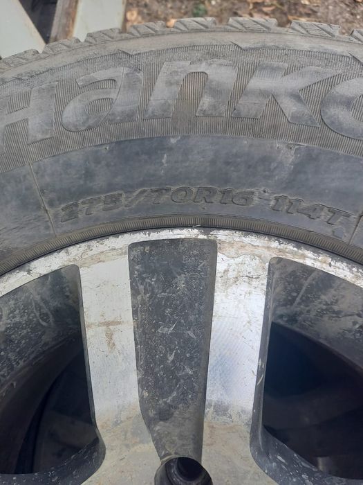 Продам колеса в сборе 275/70/16