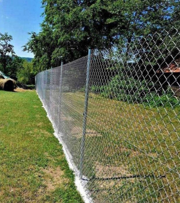 Vând garduri din plasa bordurata sau împletită